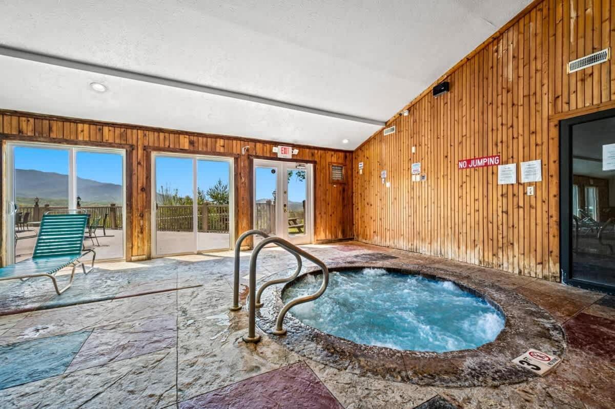 Ferienhaus Black Bear Bliss