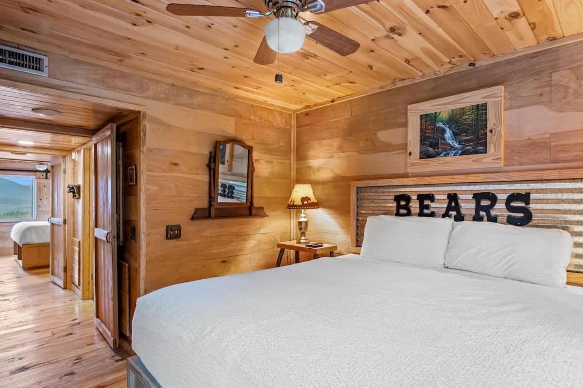 Ferienhaus Black Bear Bliss